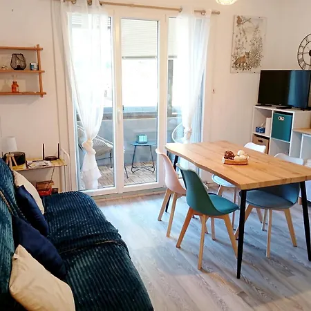 App 2ch Vue Montagne Proche Praloup דירה *